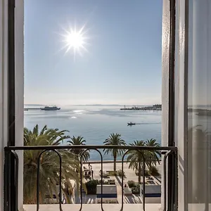https://olivia-luxury-rooms.splithotels.org
